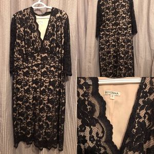 Scalloped boudoir lace dress